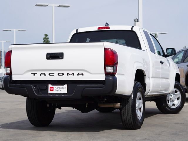 Used 2022 Toyota Tacoma SR image 6