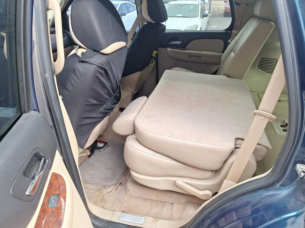 Used 2007 Chevrolet Tahoe LT w/ LT Preferred Equipment Group image 9