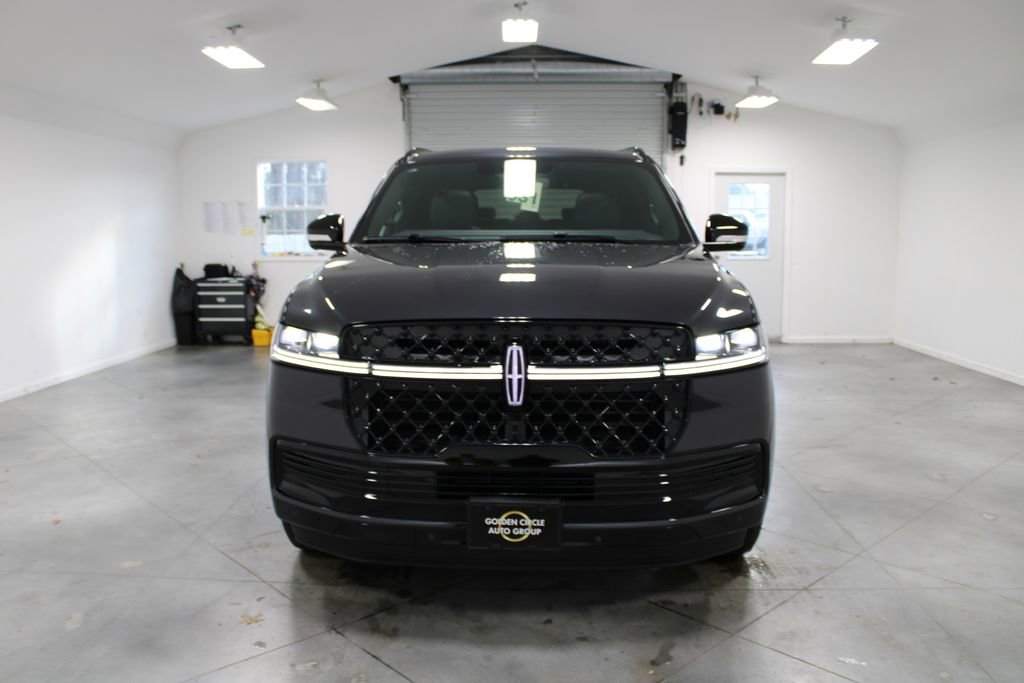 New 2026 Lincoln Navigator L Reserve image 2