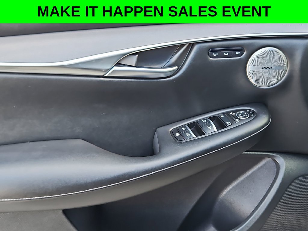 Used 2023 INFINITI QX50 Luxe FWD image 11