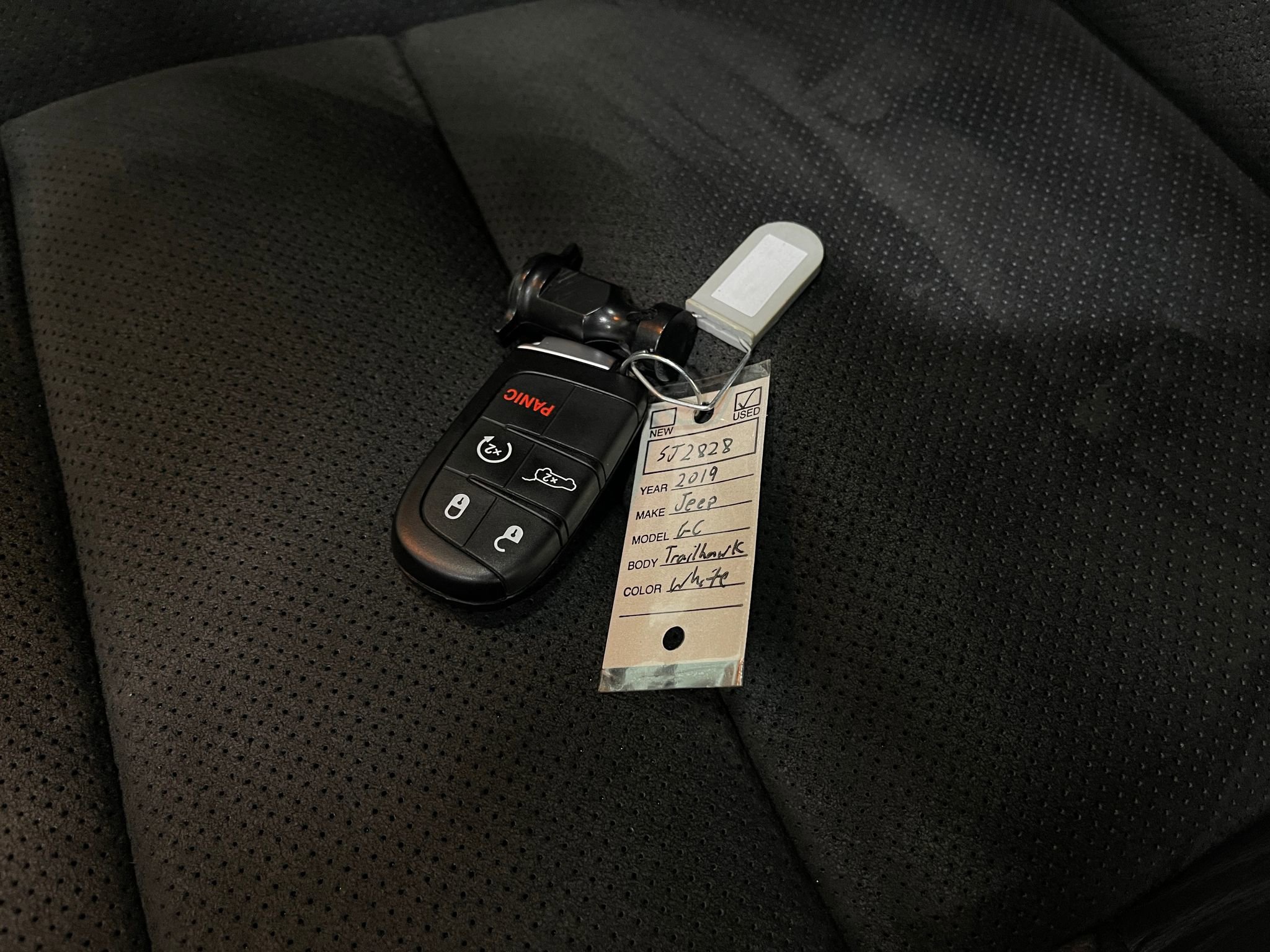 Used 2019 Jeep Grand Cherokee Trailhawk image 37