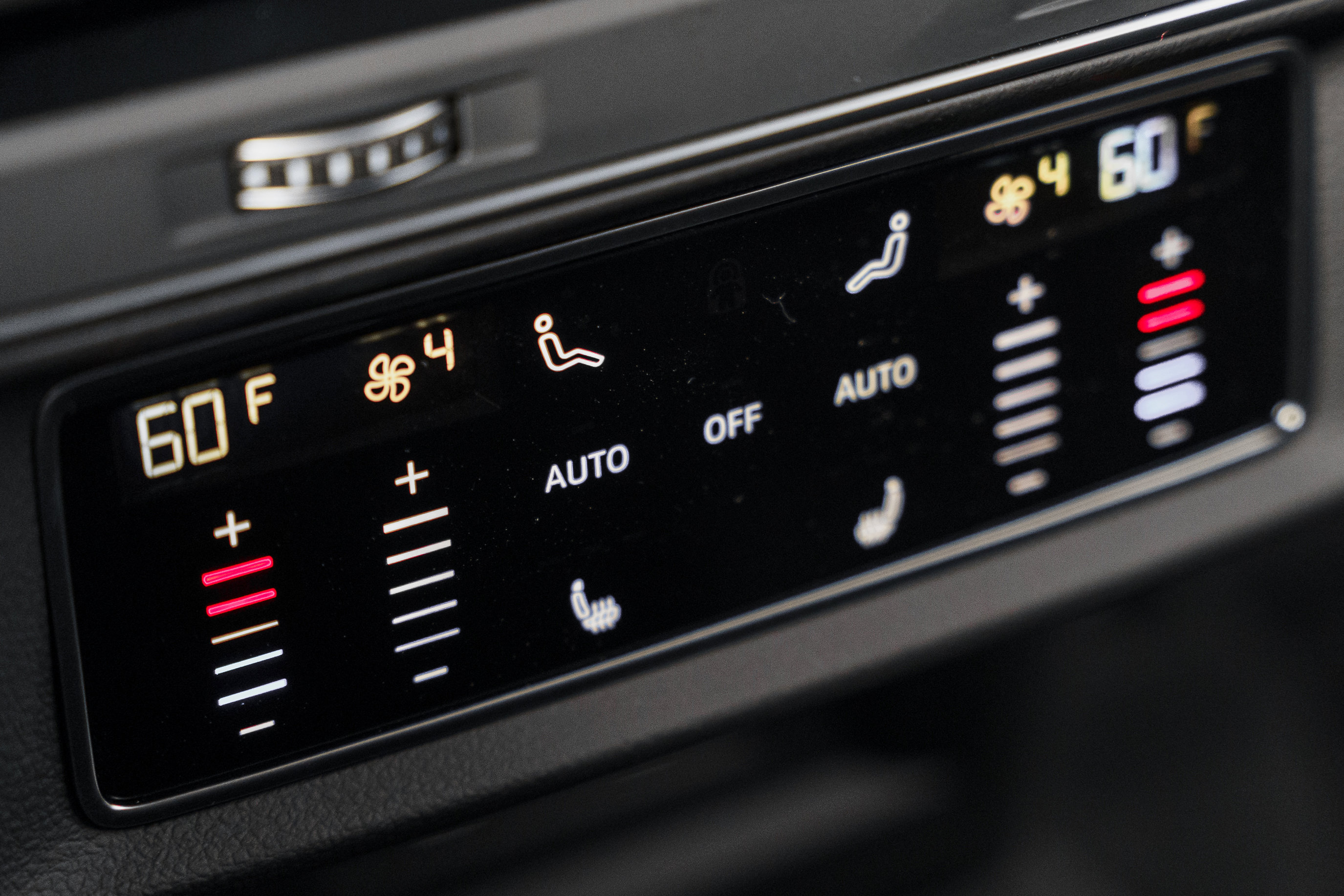 New 2026 Audi SQ7 Prestige image 28