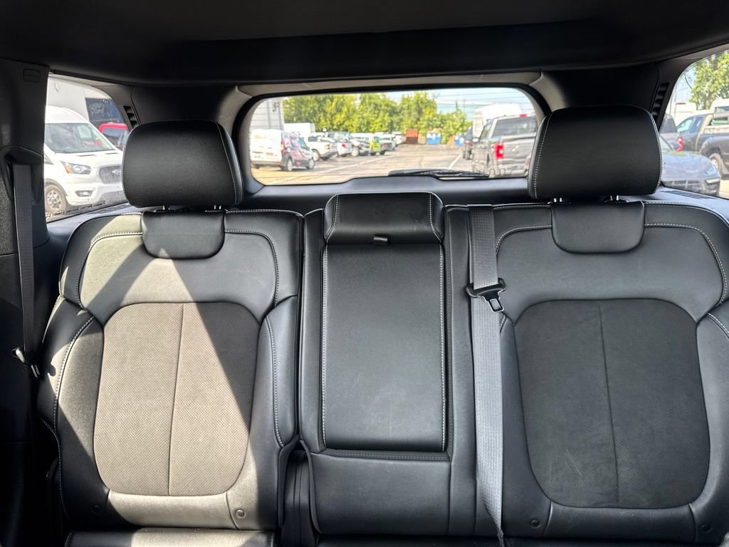 Used 2024 Jeep Grand Cherokee Altitude AWD/4WD image 29