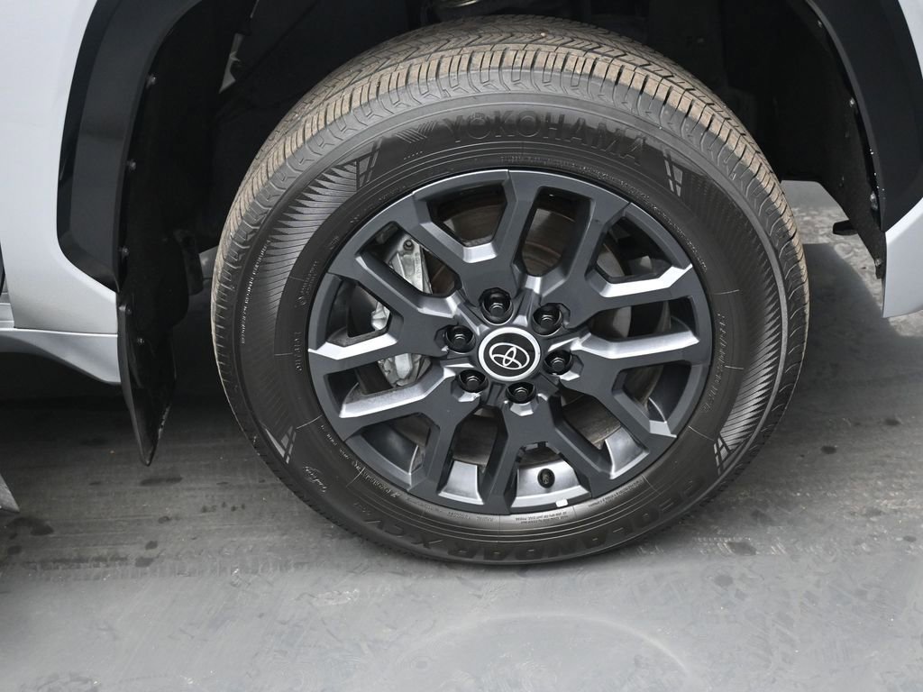 Used 2024 Toyota Tundra Platinum image 38