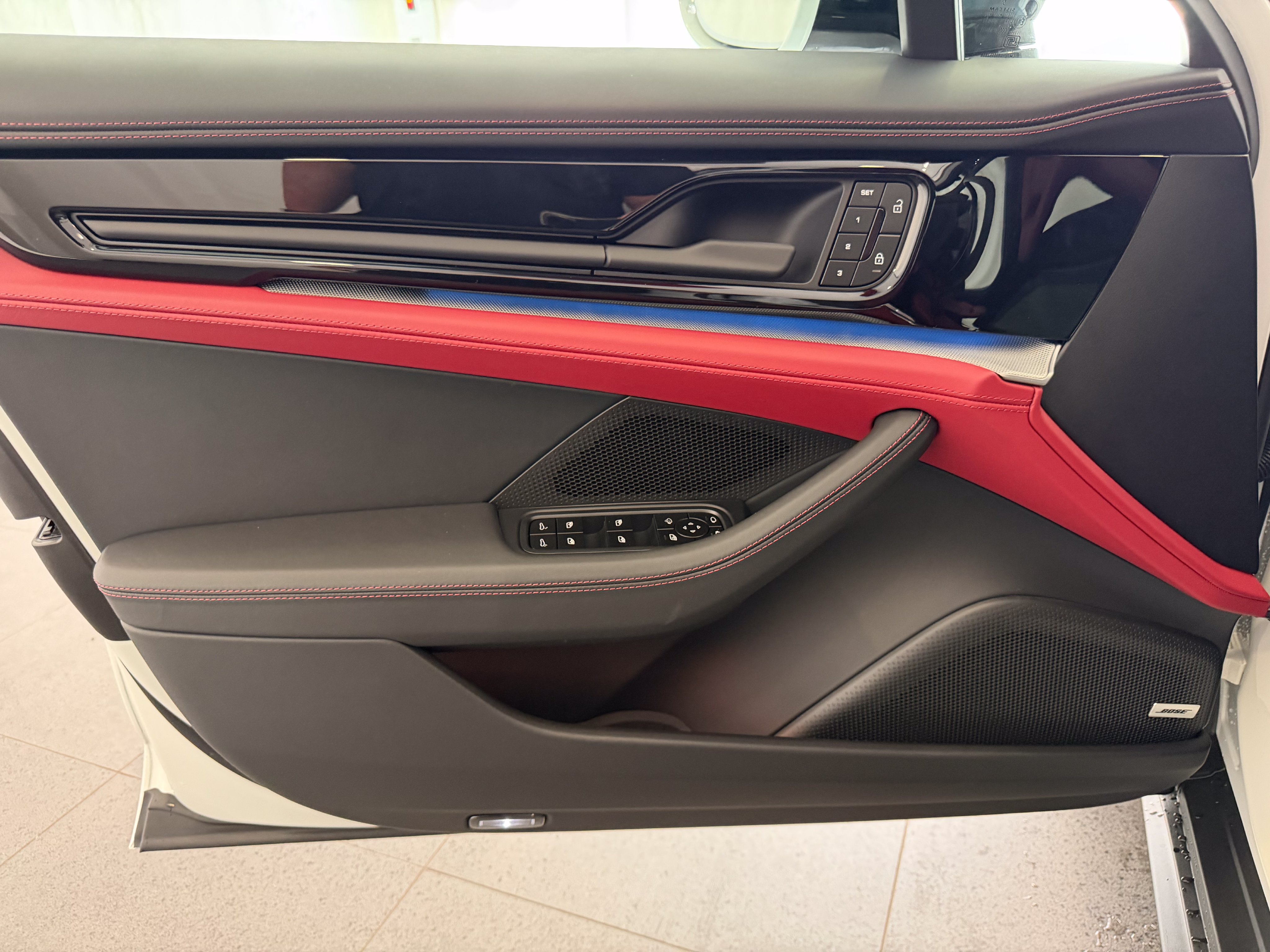 New 2026 Porsche Panamera 4 AWD/4WD image 15