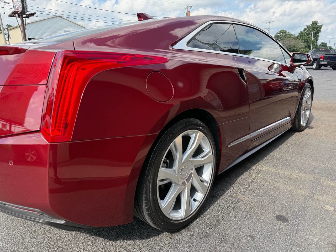 Used 2016 Cadillac ELR image 10