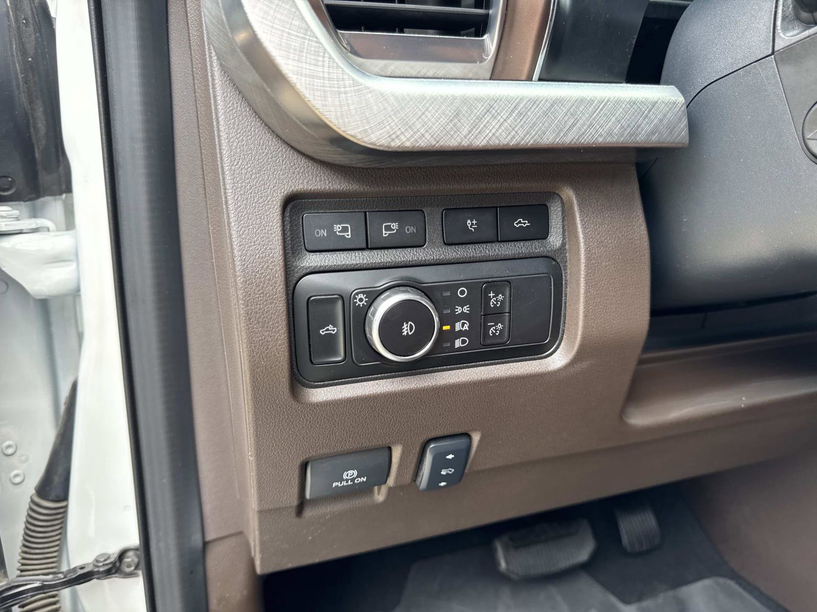 Used 2024 Ford F250 King Ranch w/ Chrome Package AWD/4WD image 21
