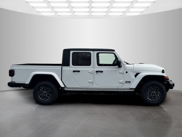 New 2026 Jeep Gladiator Sport AWD/4WD image 8