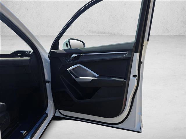 New 2025 Audi Q3 2.0T Premium w/ Convenience Package image 11