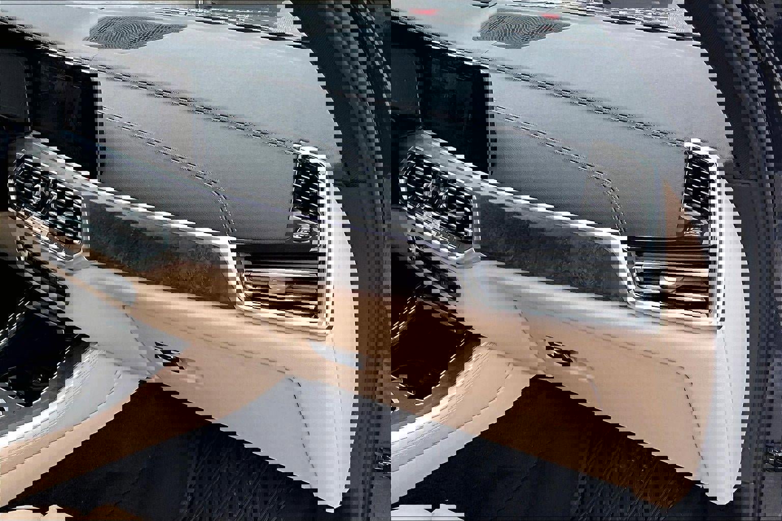 Used 2022 BMW X5 xDrive40i w/ Premium Package image 15