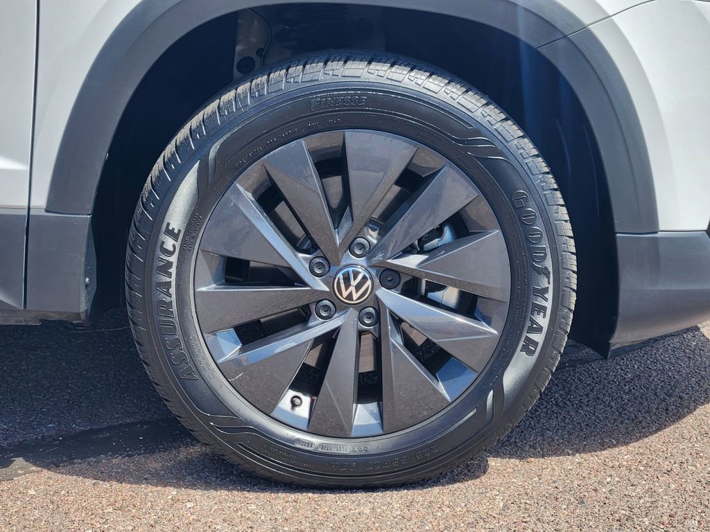 Used 2022 Volkswagen Taos S AWD/4WD image 30