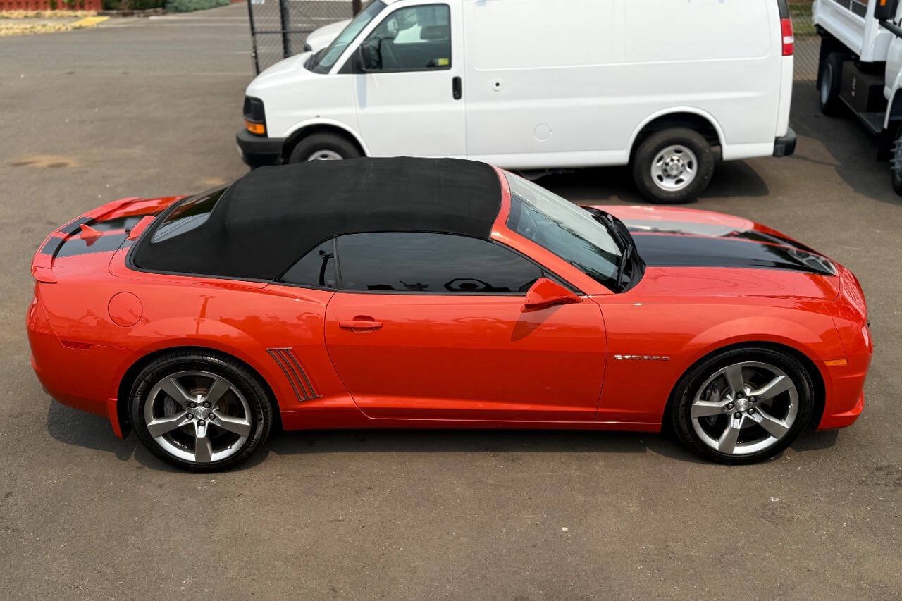 Used 2011 Chevrolet Camaro SS w/ RS Package RWD image 10