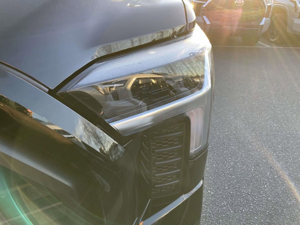 New 2026 Toyota Tundra SR5 image 17