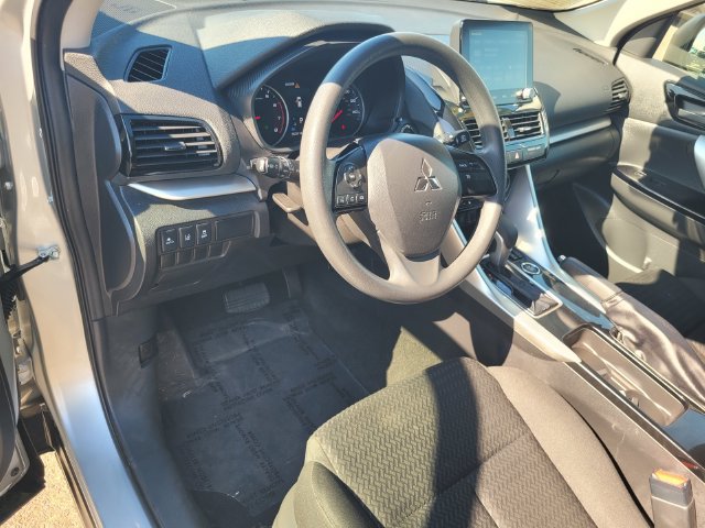 Used 2024 Mitsubishi Eclipse Cross LE AWD/4WD image 12