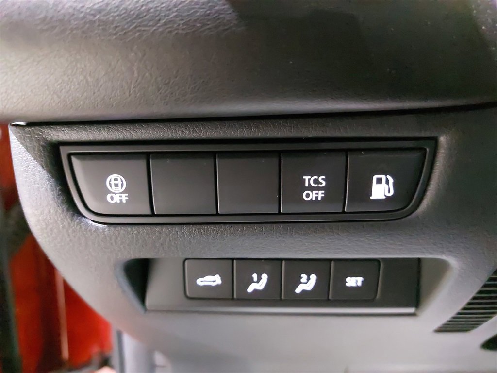 Used 2025 MAZDA CX-50 AWD 2.5 Hybrid w/ Weather Package image 26