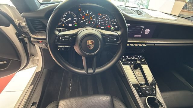 Used 2024 Porsche 911 Carrera RWD image 18