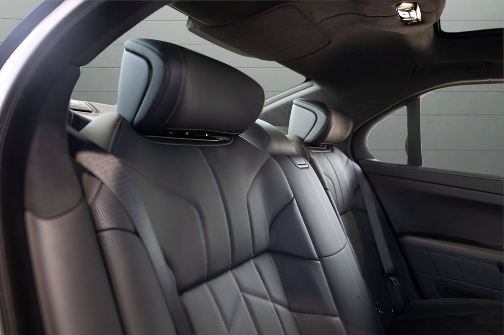 Used 2024 BMW i7 M70 AWD/4WD image 72