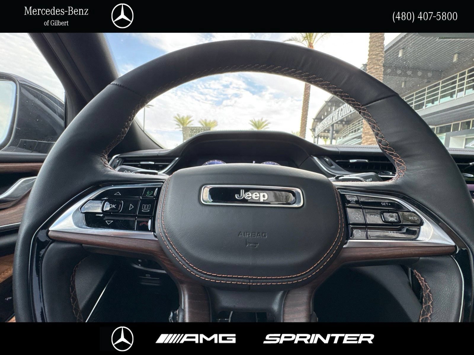 Used 2024 Jeep Grand Cherokee L Summit AWD/4WD image 30