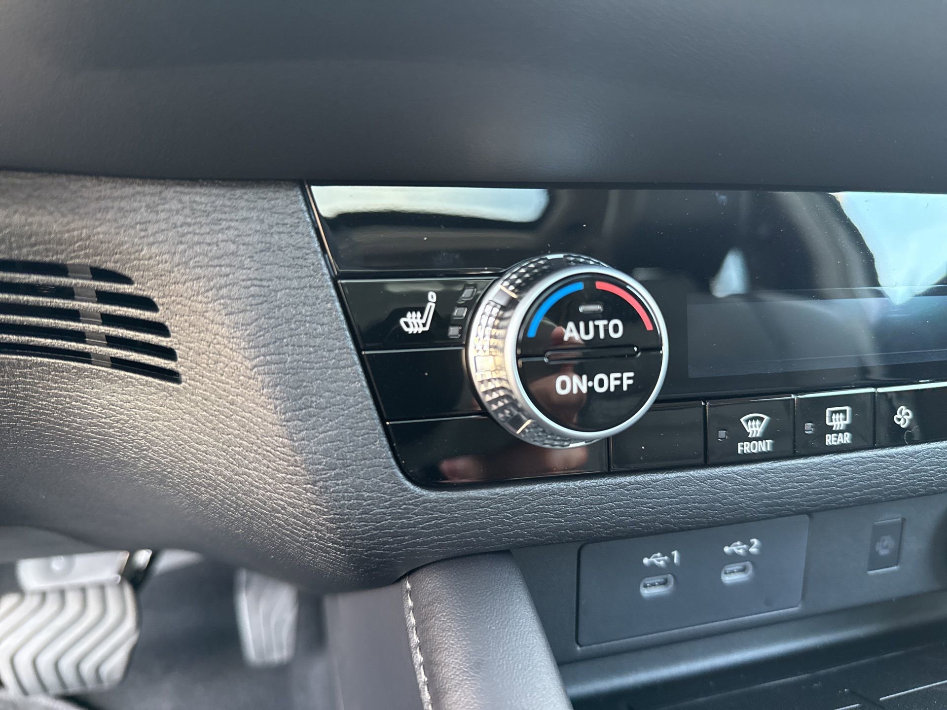New 2026 Mitsubishi Outlander SE FWD image 7