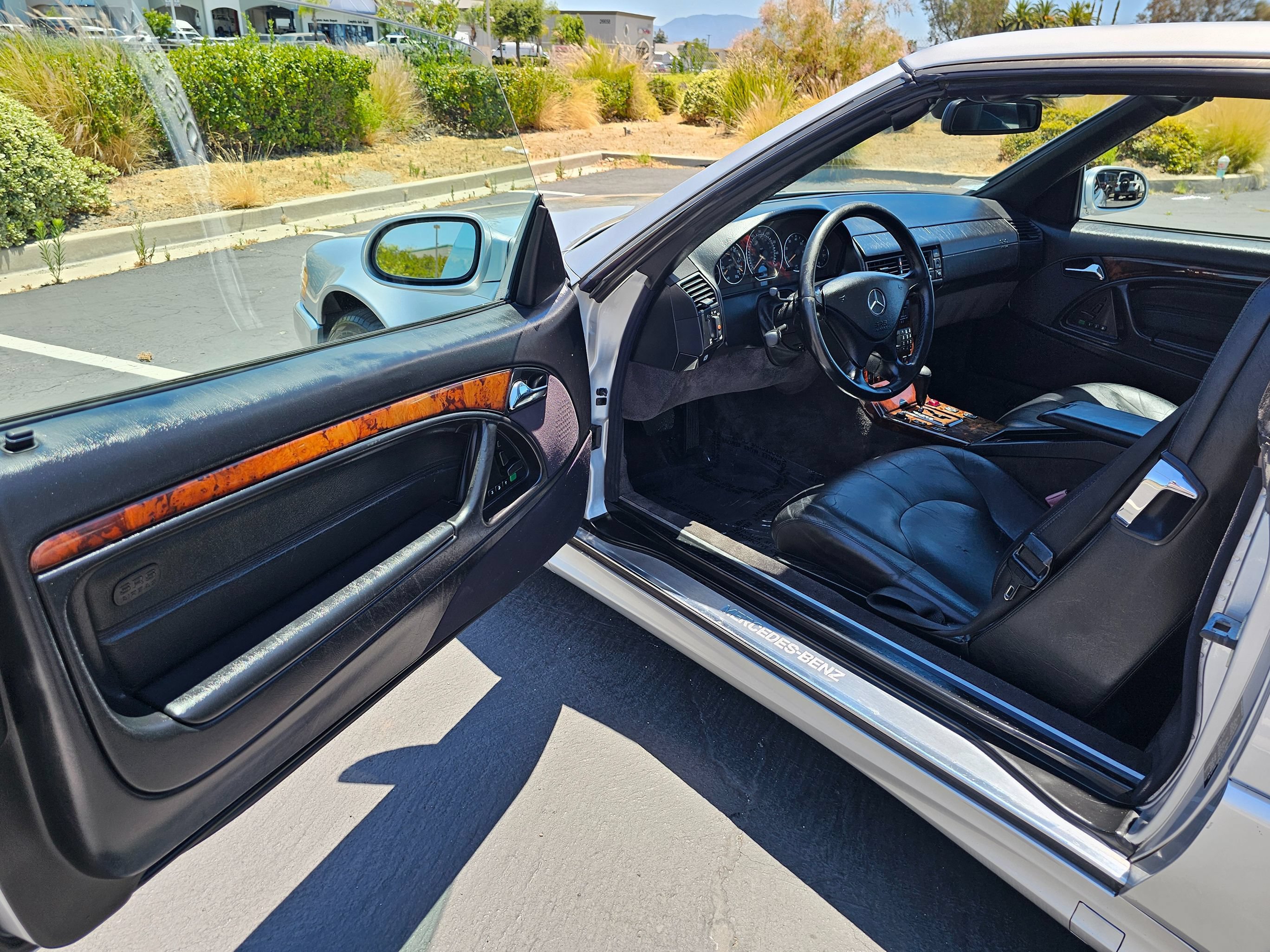 Used 2001 Mercedes-Benz SL 500 image 15