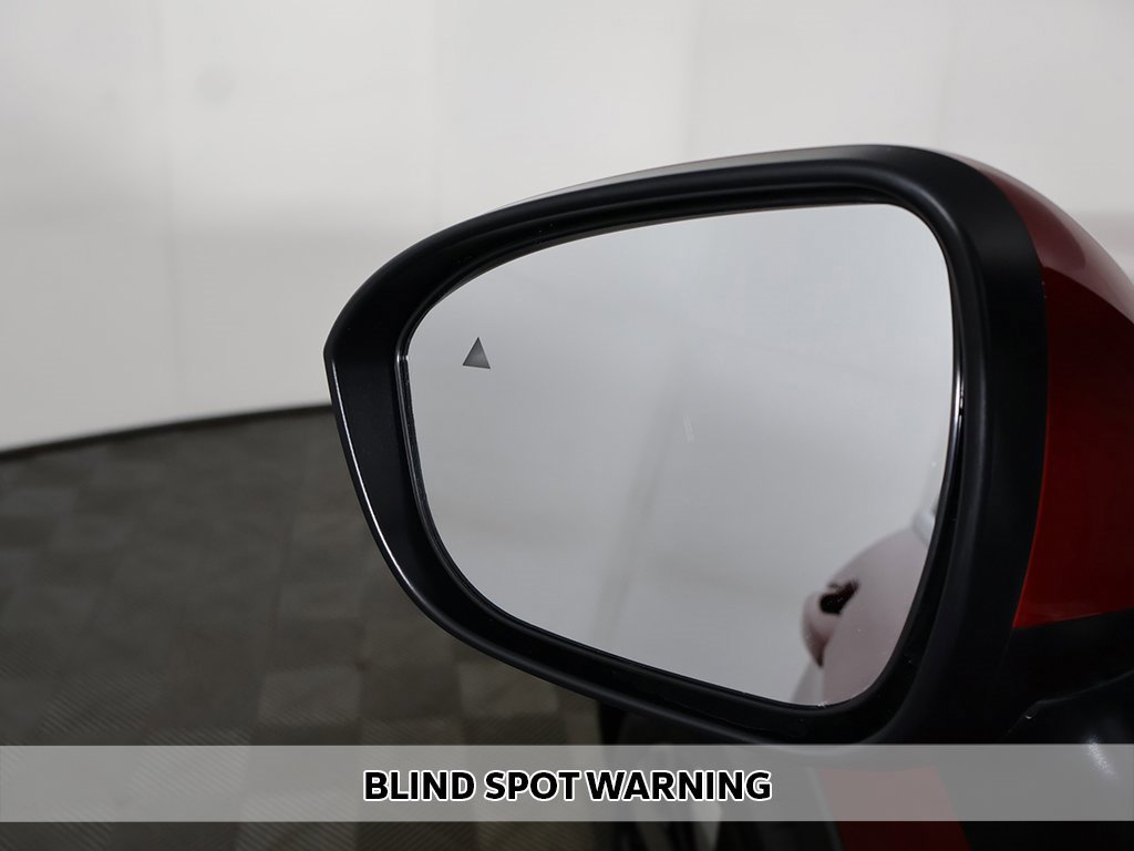 New 2025 Mitsubishi Outlander SE image 8