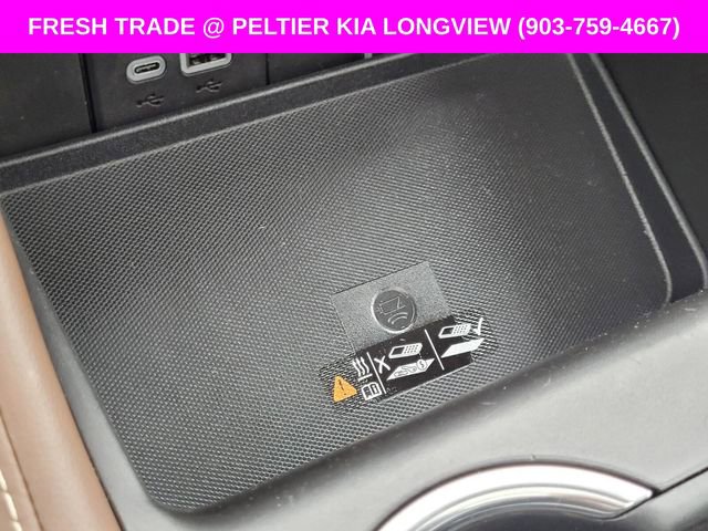 Used 2023 Chevrolet Suburban High Country image 29