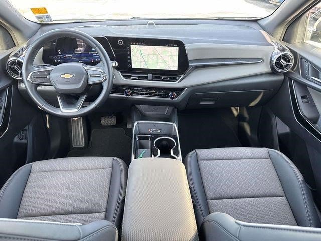 Certified 2025 Chevrolet Equinox LT w/ Convenience Package II image 21