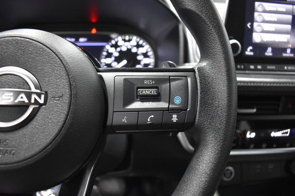 Certified 2023 Nissan Rogue SV image 26