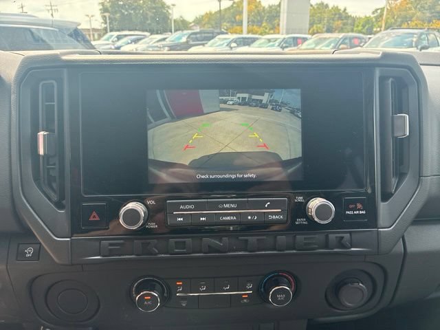 Used 2025 Nissan Frontier S RWD image 25