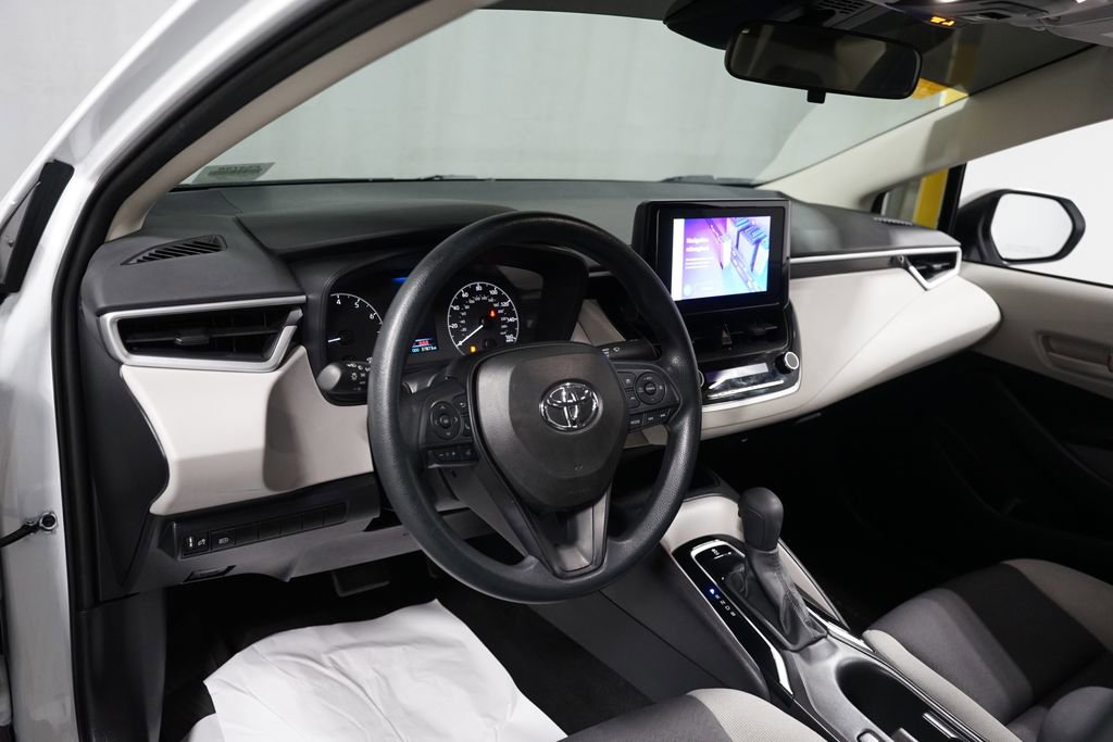 Certified 2024 Toyota Corolla LE FWD image 11