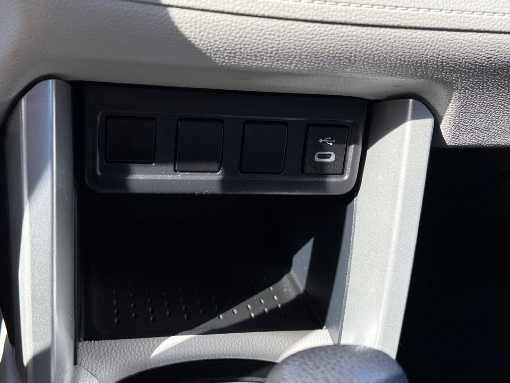 Certified 2023 Toyota Corolla Cross L AWD/4WD image 33
