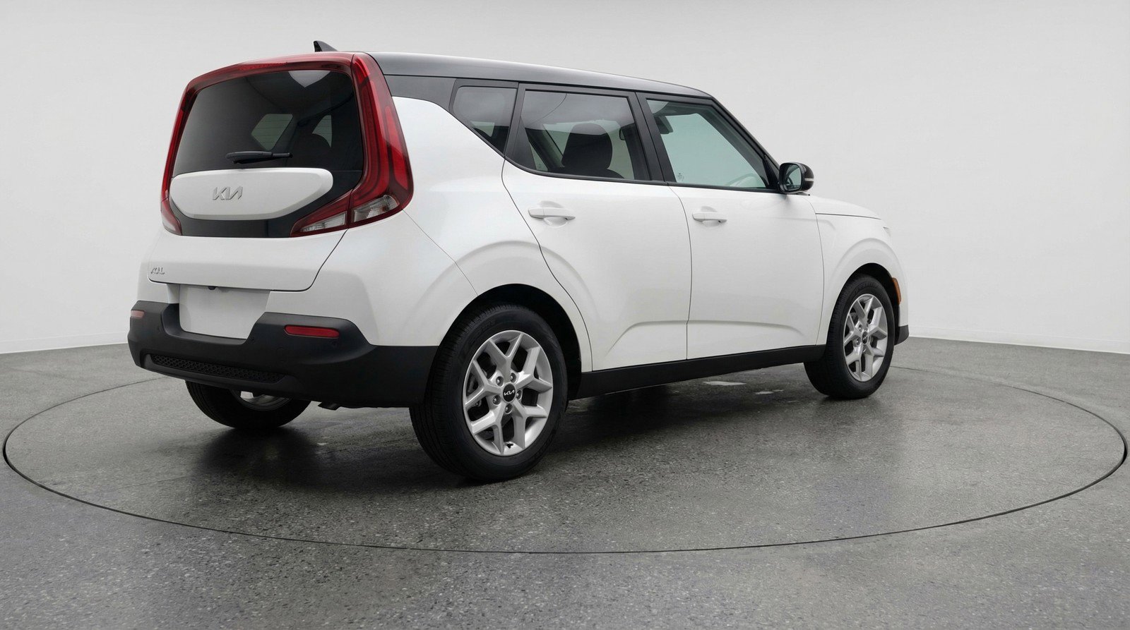 Used 2025 Kia Soul LX w/ LX Technology Package image 9