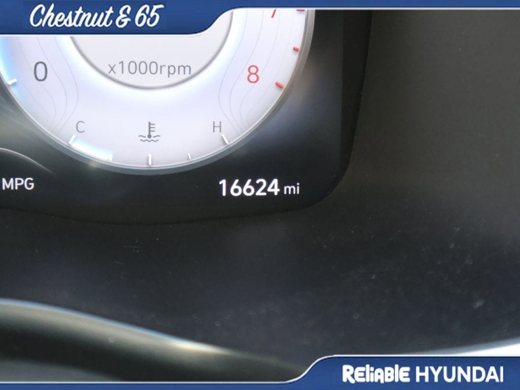 Used 2023 Hyundai Santa Fe Limited FWD image 32