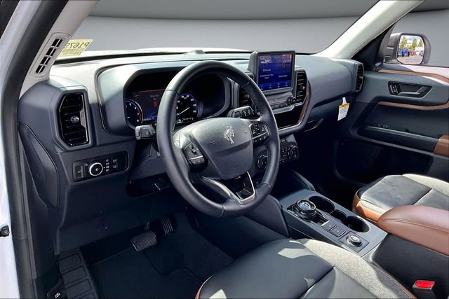 Used 2024 Ford Bronco Sport Outer Banks image 17