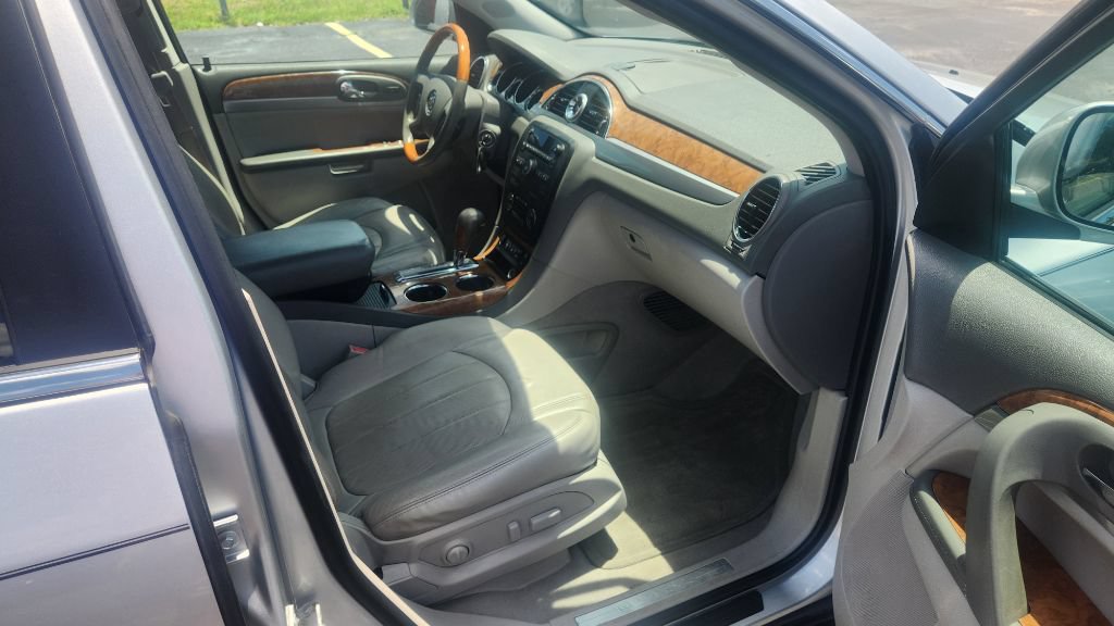 Used 2012 Buick Enclave Leather AWD/4WD image 19