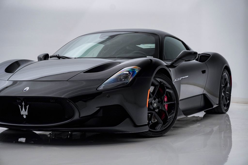 Certified 2023 Maserati MC20 Coupe RWD video 2