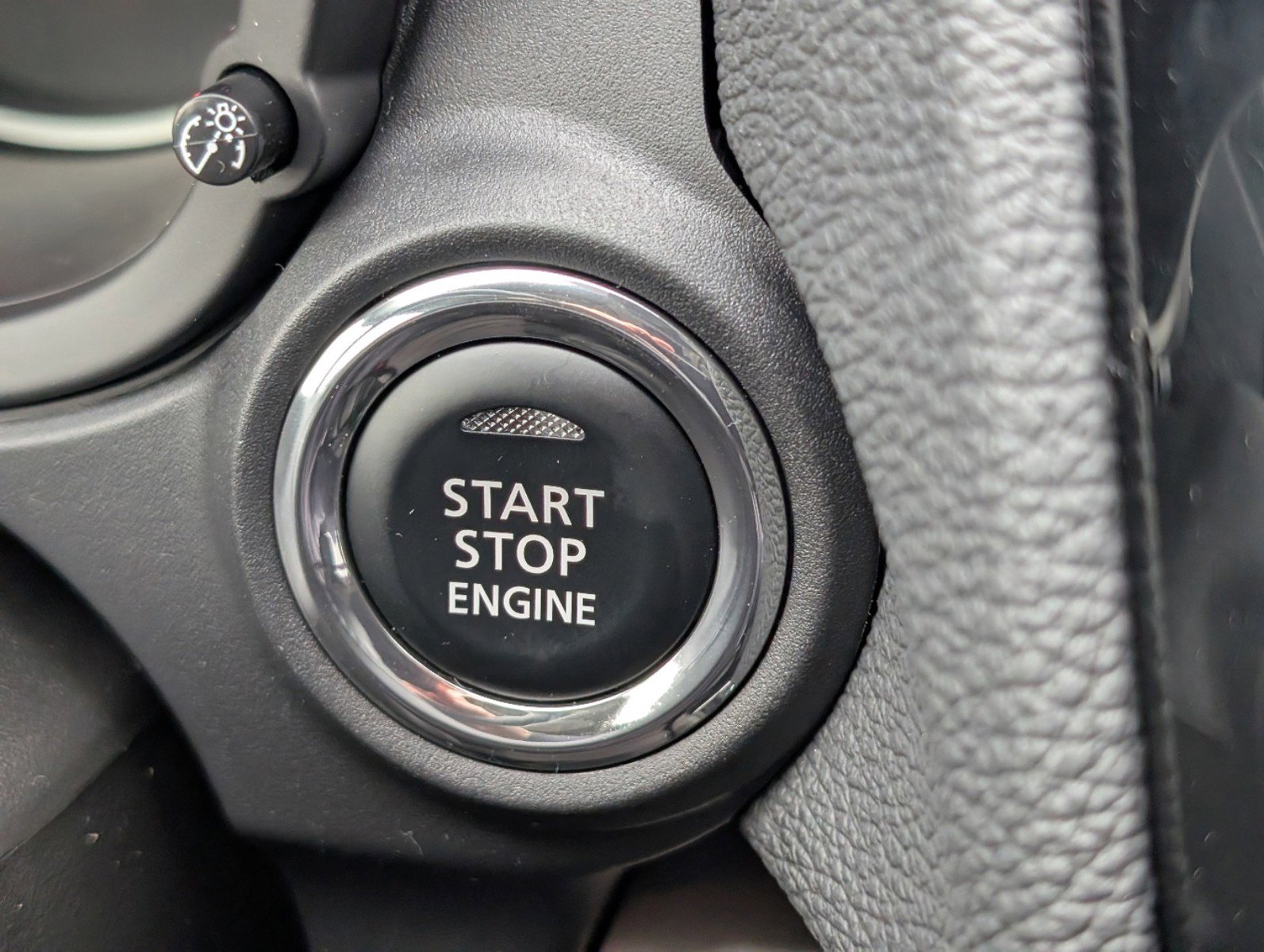 New 2025 Mitsubishi Eclipse Cross LE image 22