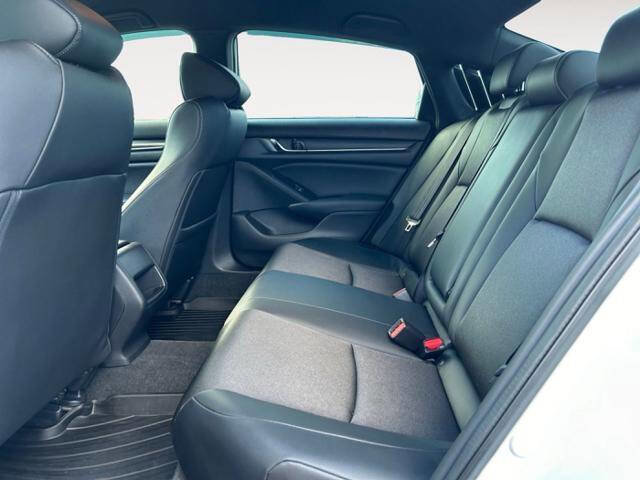 Used 2022 Honda Accord Sport image 9