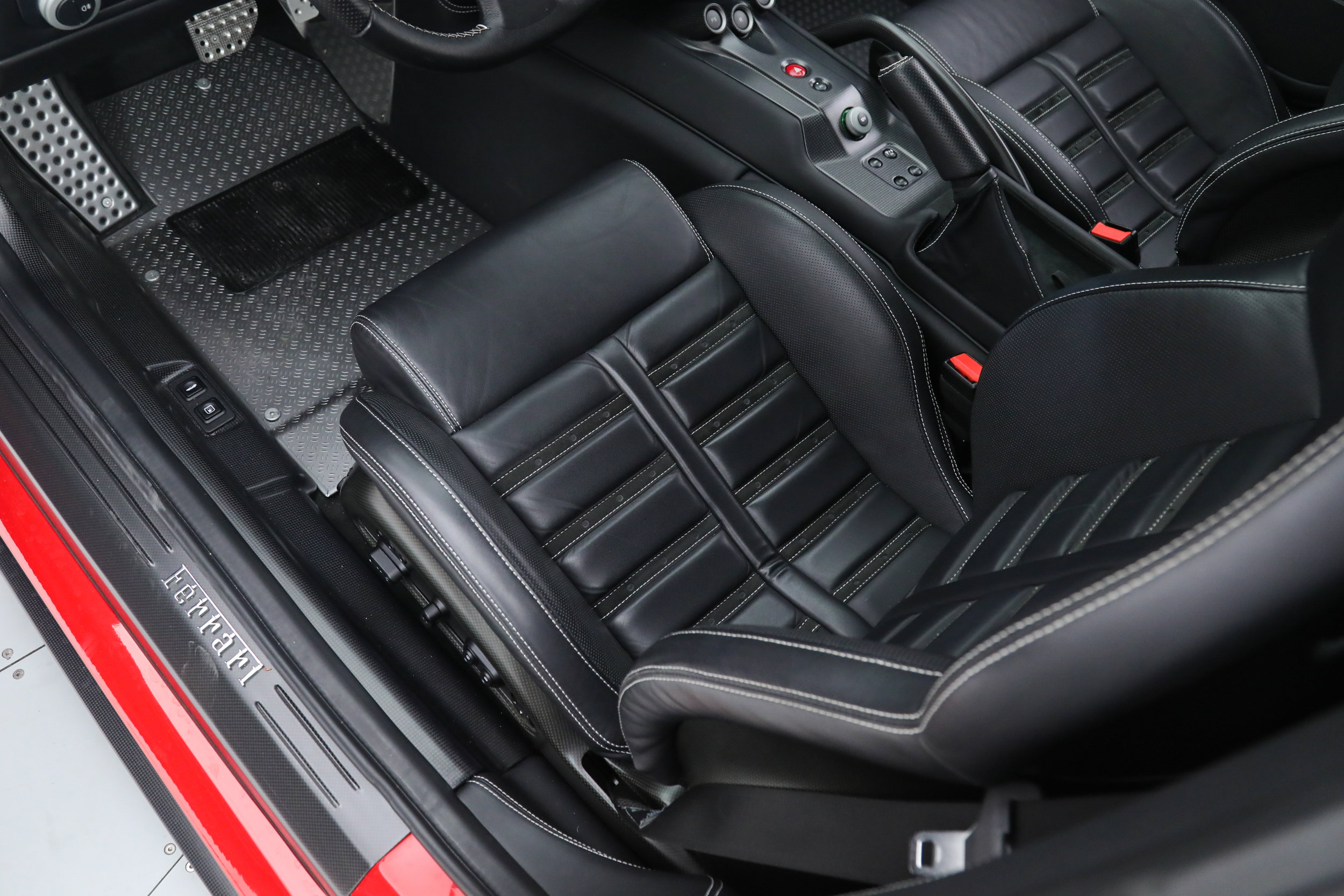 Used 2011 Ferrari 599 GTO RWD image 27