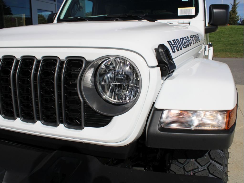 New 2025 Jeep Gladiator Sport image 36