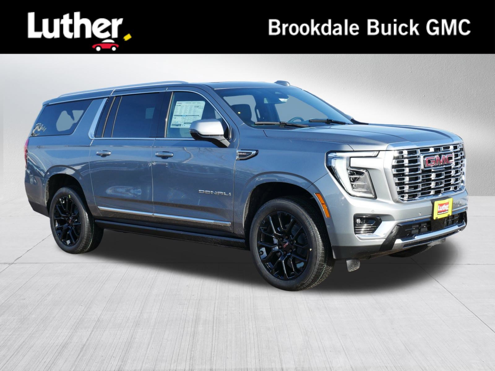 New 2026 GMC Yukon XL Denali w/ Sun & Power Step Package AWD/4WD image 1