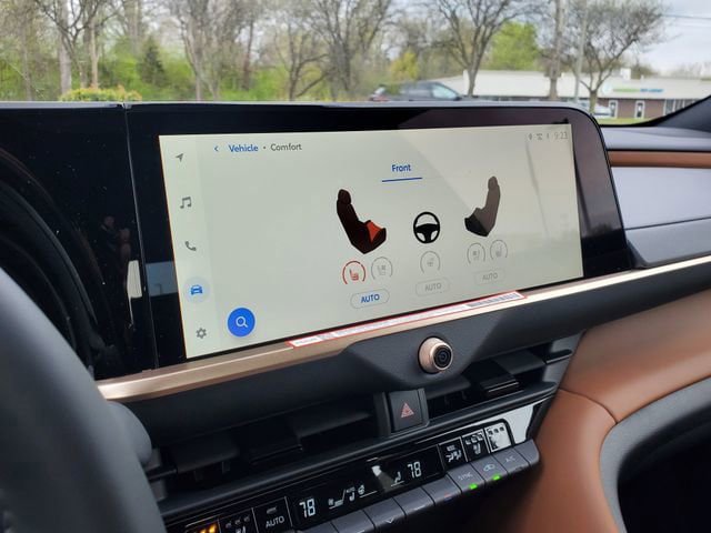 New 2026 Toyota Crown AWD/4WD image 32