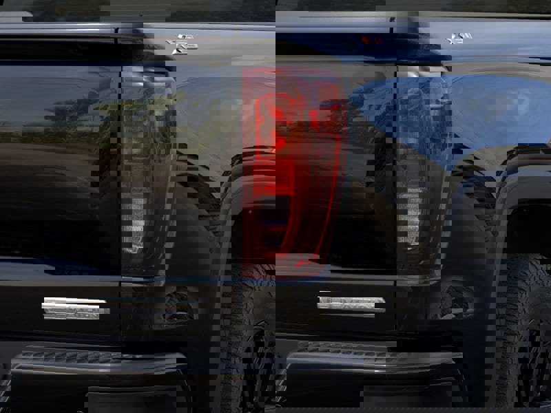 New 2026 GMC Sierra 1500 Elevation image 11