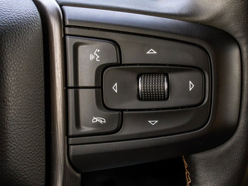 Used 2024 GMC Sierra 3500 AT4 w/ AT4 Premium Plus Package image 27