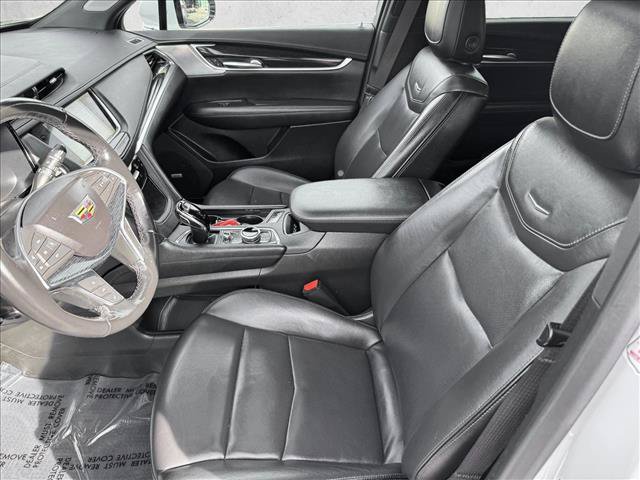 Used 2024 Cadillac XT5 Premium Luxury AWD/4WD image 10