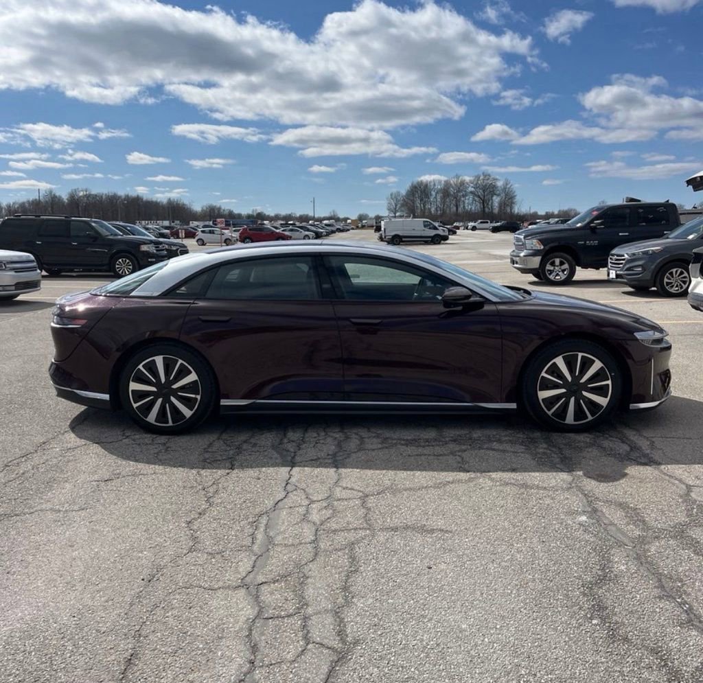 Used 2023 Lucid Air Touring image 7