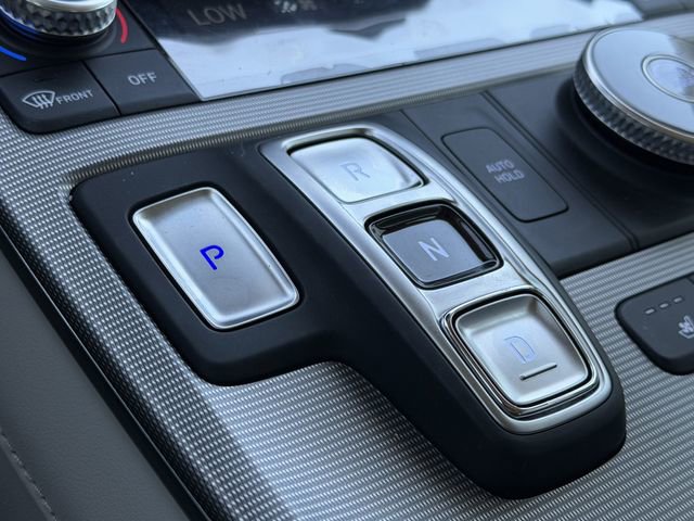 Used 2025 Hyundai Palisade Calligraphy image 18