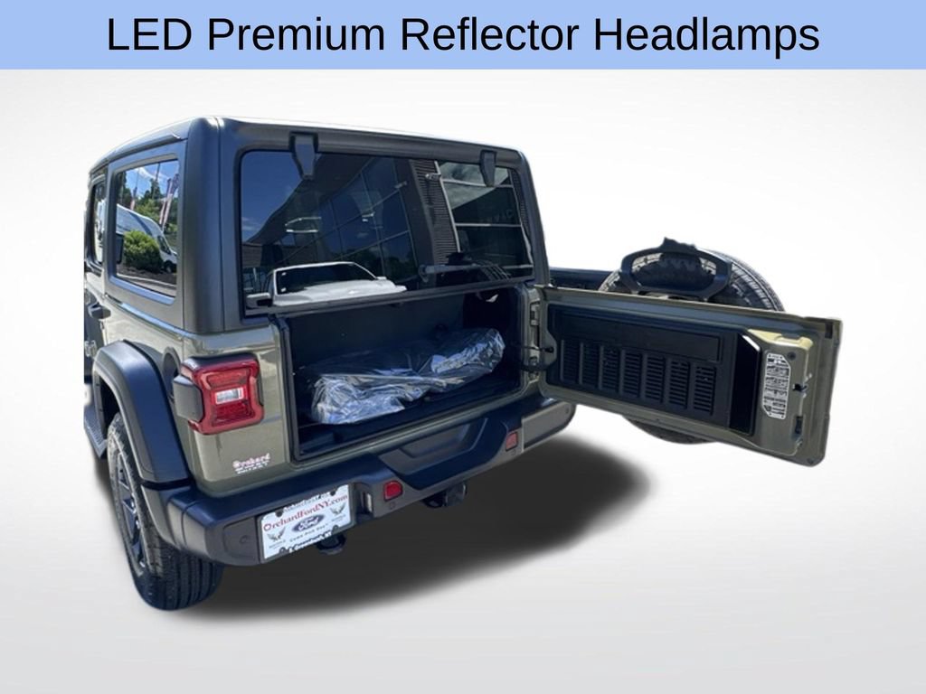 Used 2026 Jeep Wrangler Sport AWD/4WD image 10