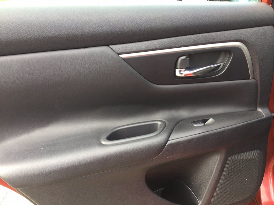 Used 2015 Nissan Altima 2.5 S w/ Power Driver Seat Package FWD image 13