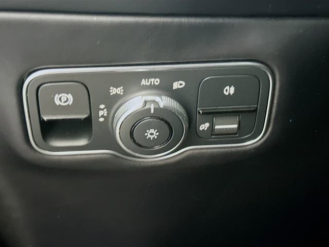 Used 2024 Aston Martin DBX 707 AWD/4WD image 10